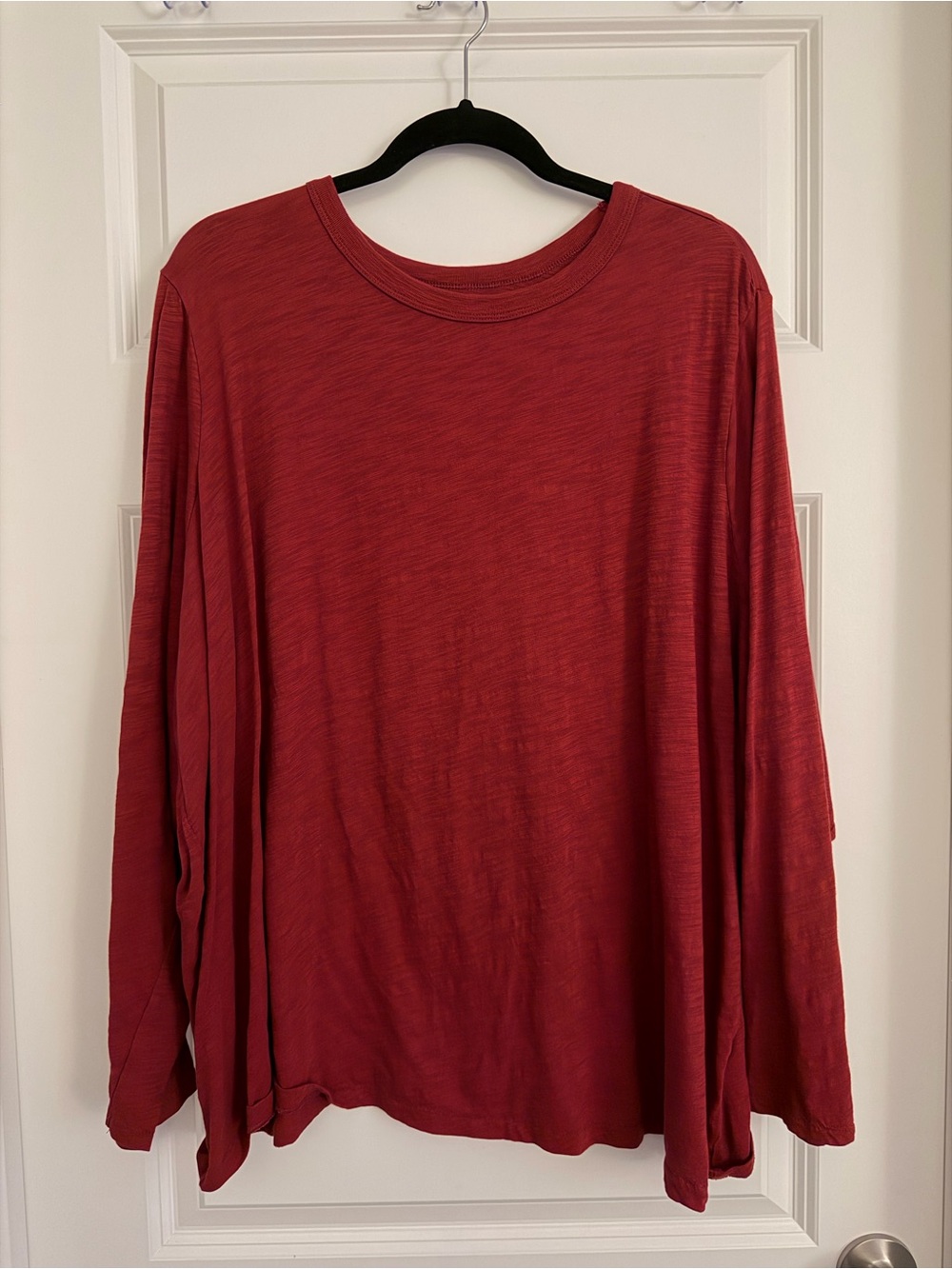 Old Navy red long sleeve slub knit t-shirt